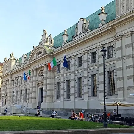 L'angolo Infinito Turijn